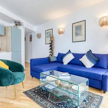 Splendid Marais 2bdr Paris